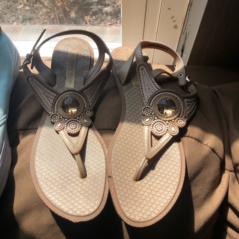 Size 7 sandals